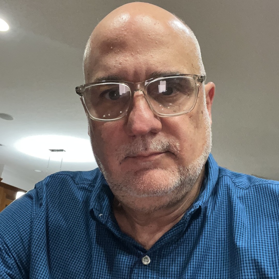 Raul Gomez Lucea, senior software engineer